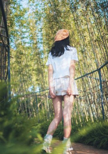 架起稚嫩双腿冲撞h_BD国语韩国电影在线观看