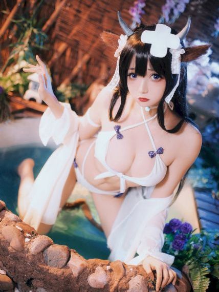 91精品视频网址_十万网红美女美酱