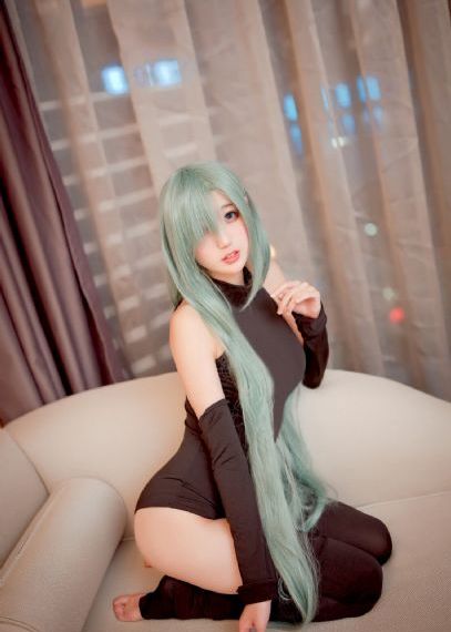 性奴老师穿乳环上锁野外调教_720全集免费播放