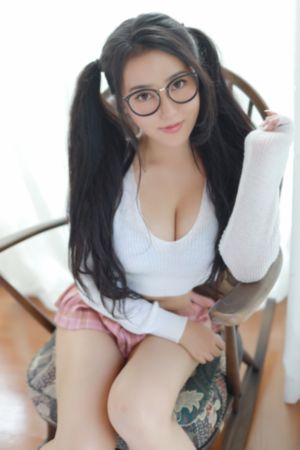 留宿大学女友寝室小勤全文_BD高清电影在线