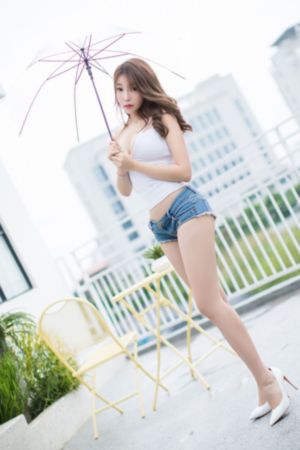 四个闺蜜用黄瓜把我弄高潮了_免费手机观看