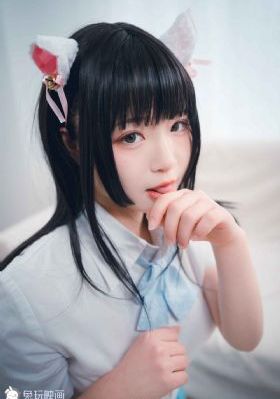 被迫当众任人玩弄H奶牛_DVD在线播放