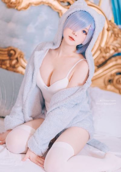 《漂亮的女邻居5》电影_HD高清电影在线