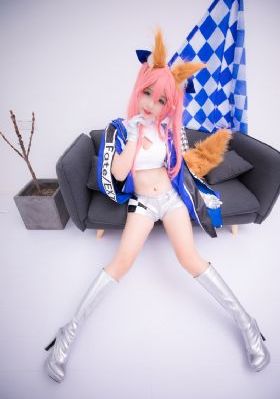 欧美精品v国产精品v_1080P动漫在线观看
